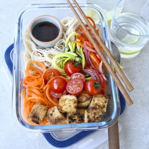 Spaghetti mit Gemüsenudeln & Tofu – leicht & gesund