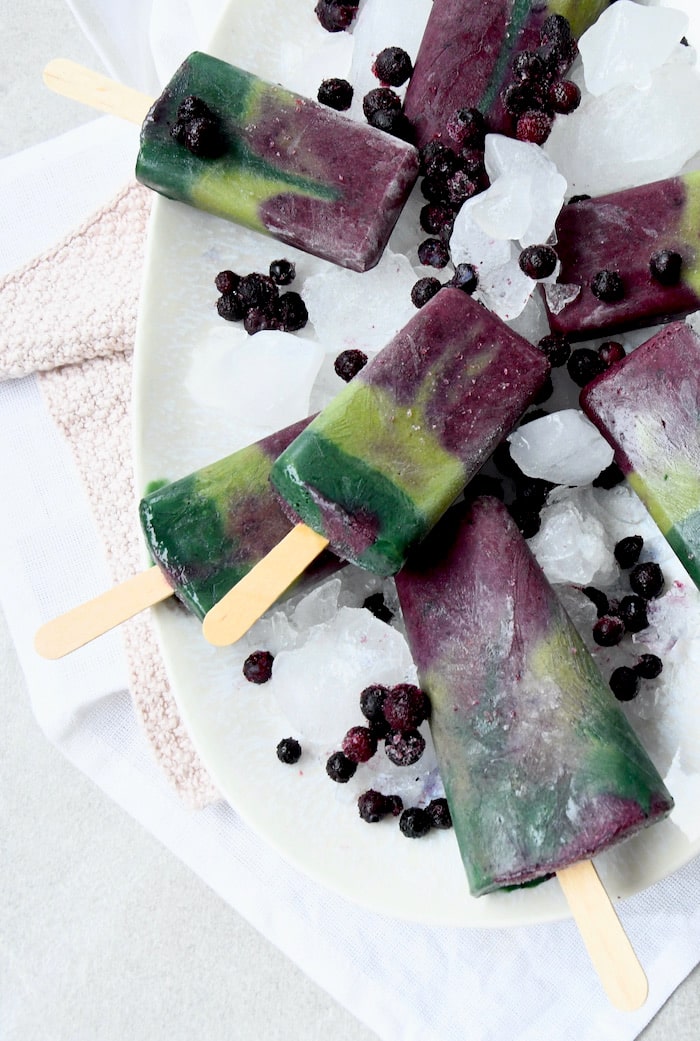 DETOX am Stiel: Blaubeer-Eis – vegan, zuckerfrei & erfrischend