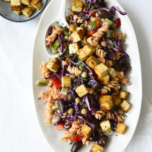 Proteinreicher Pastasalat