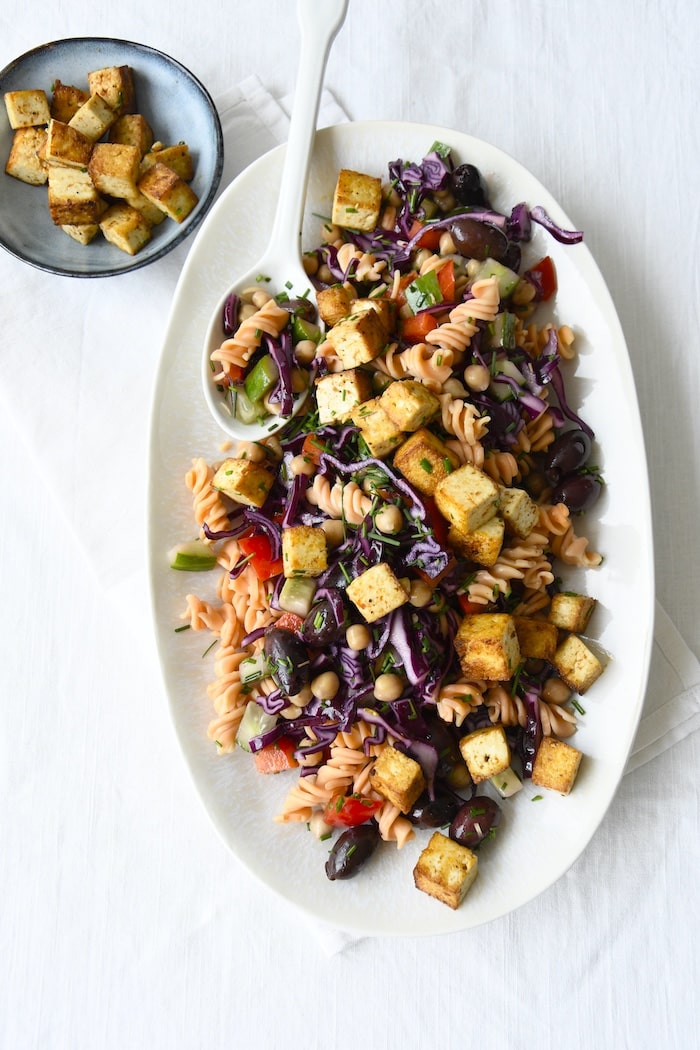 Proteinreicher Pastasalat
