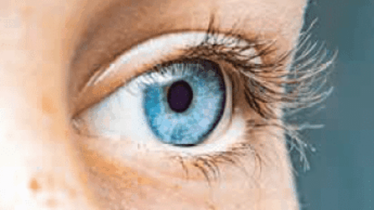 Nahaufnahme vom menschlichen Auge